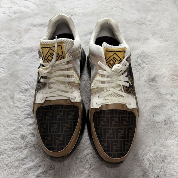 Fendi - \